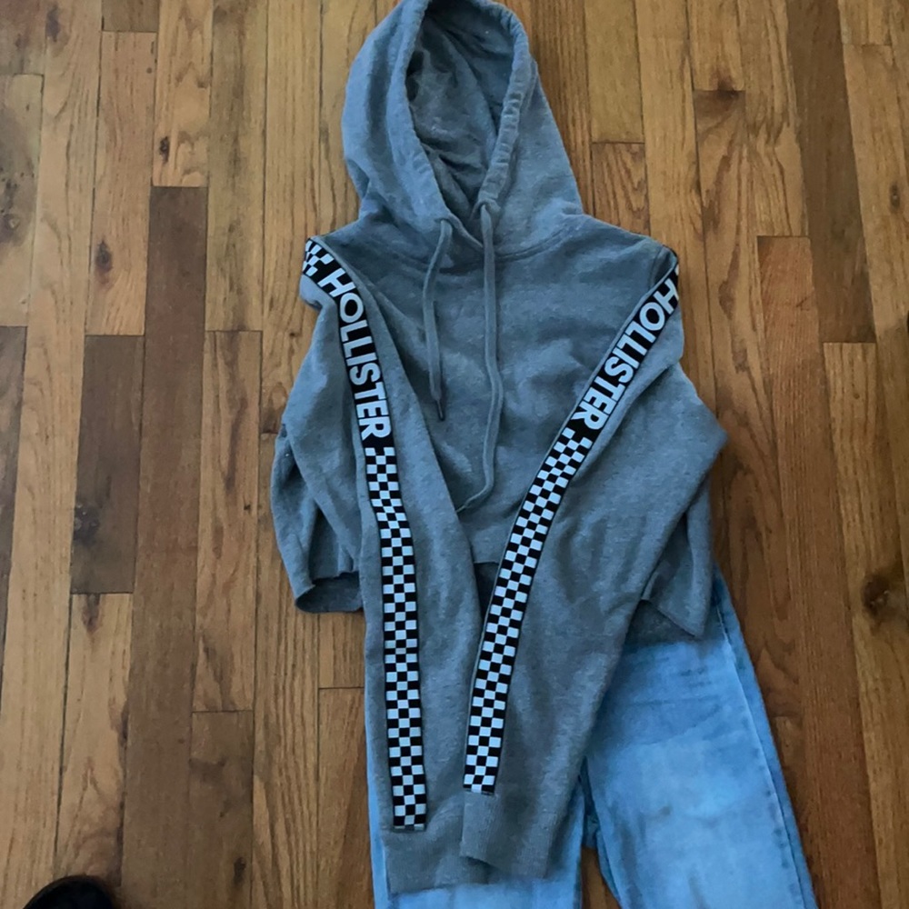 Hollister crop top sweater Size:M